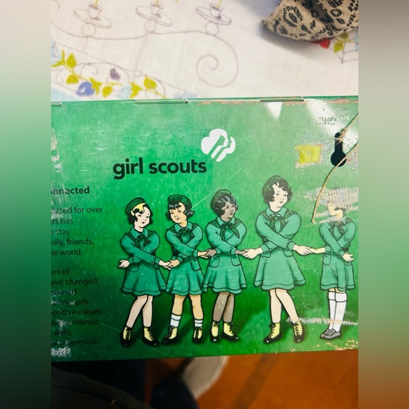 Meet your Posher, Mindy - Picture 4 of 4